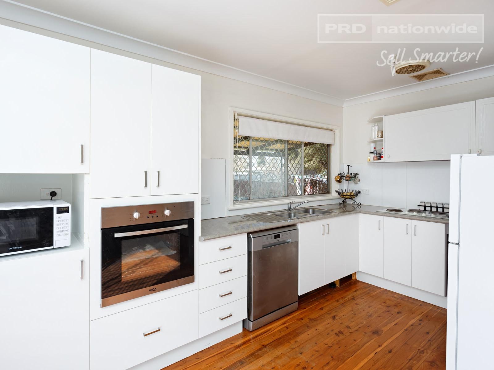 81 Tichborne Crescent KOORINGAL 3