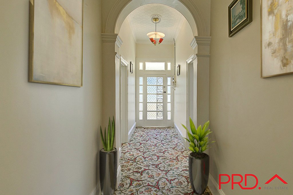 81 Upper Street TAMWORTH 7