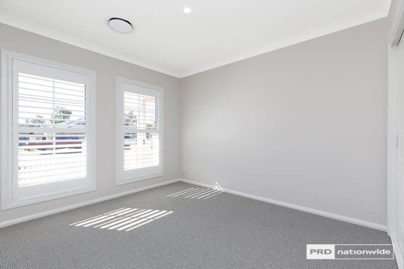 81 Warrah Drive TAMWORTH 8