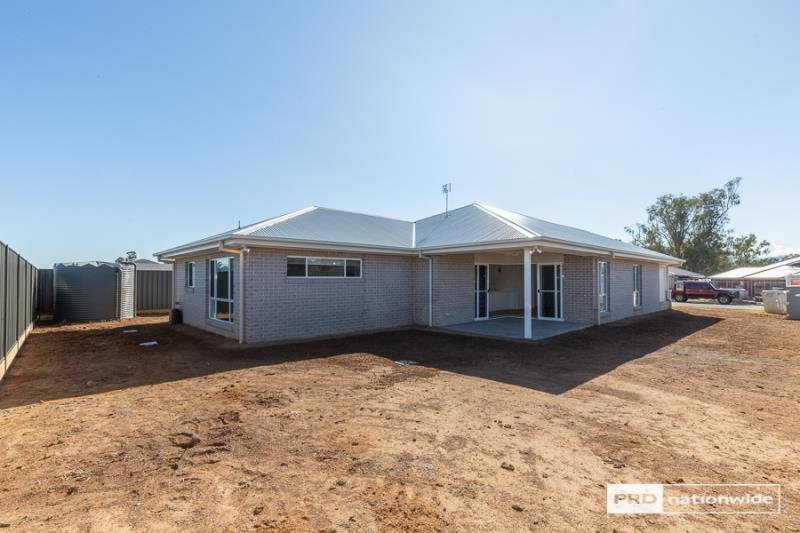 81 Warrah Drive TAMWORTH 9