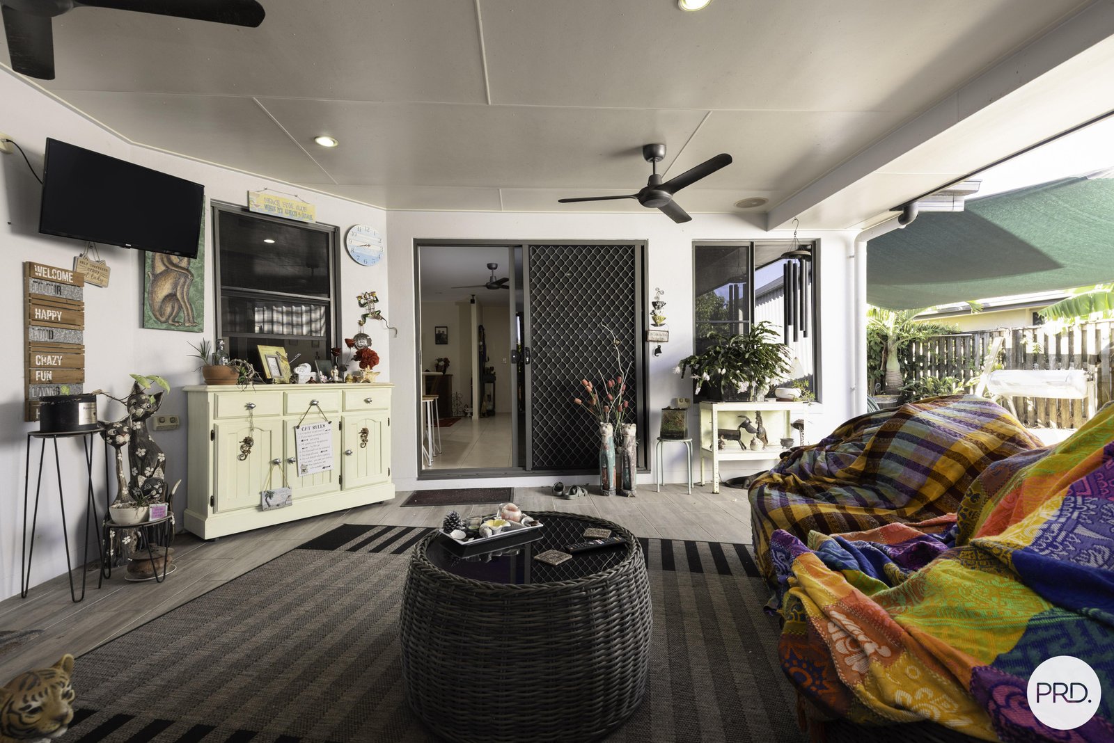 81 Whitehaven Drive BLACKS BEACH 2