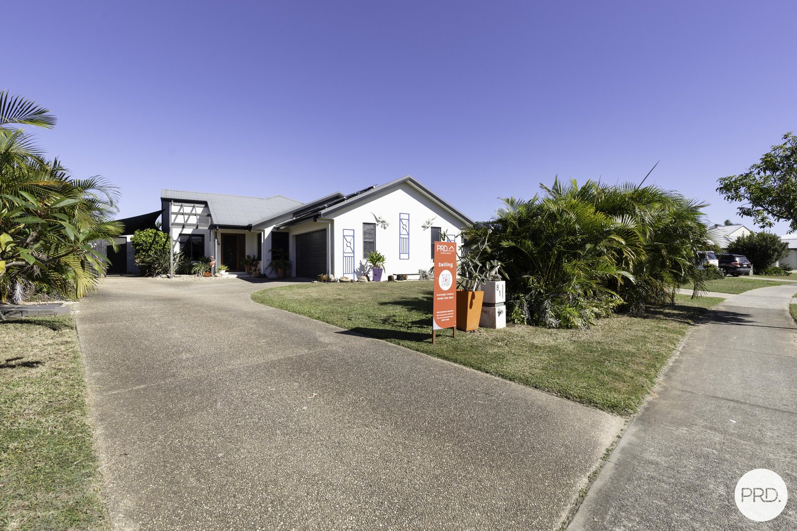 81 Whitehaven Drive BLACKS BEACH 19