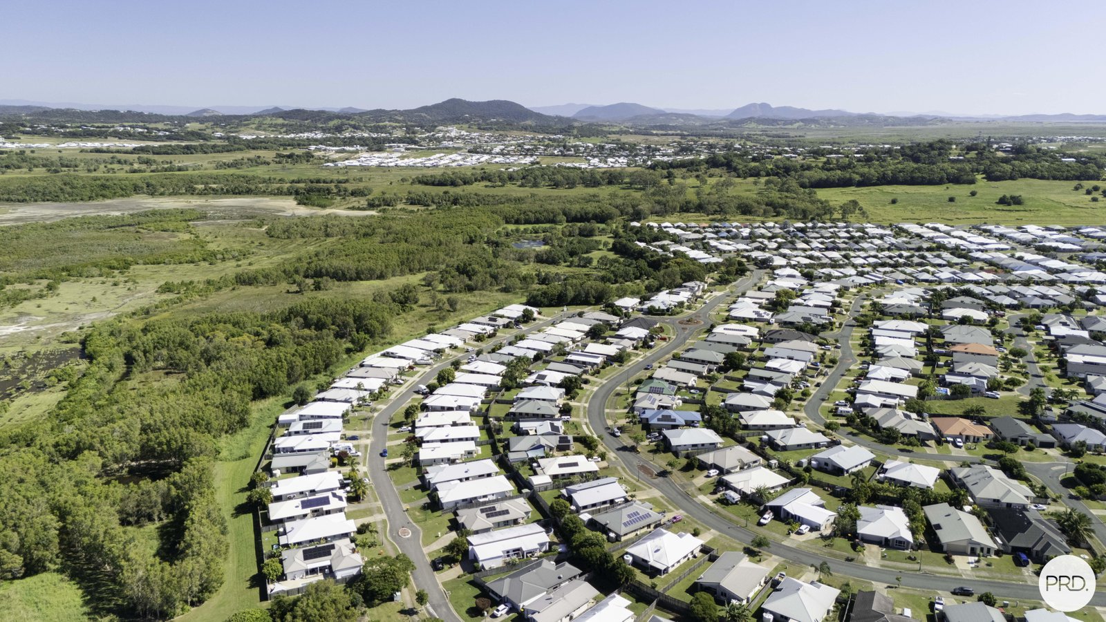 81 Whitehaven Drive BLACKS BEACH 25