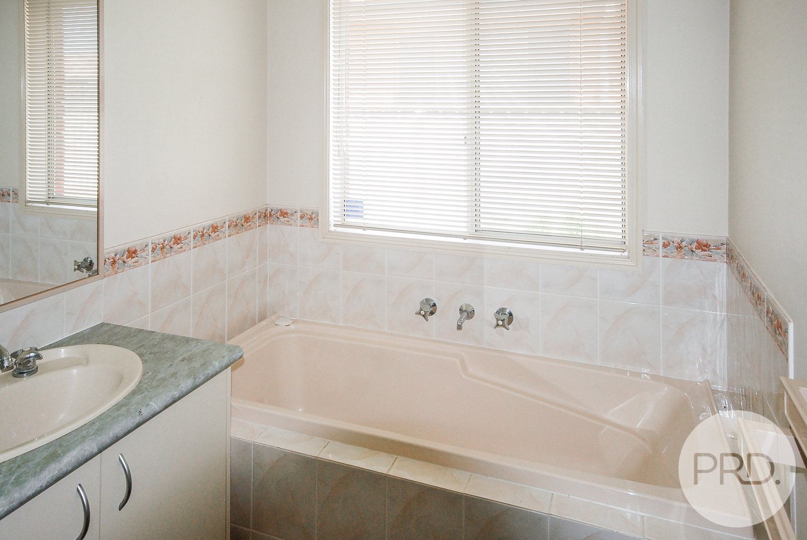 81 Yentoo Drive GLENFIELD PARK 6