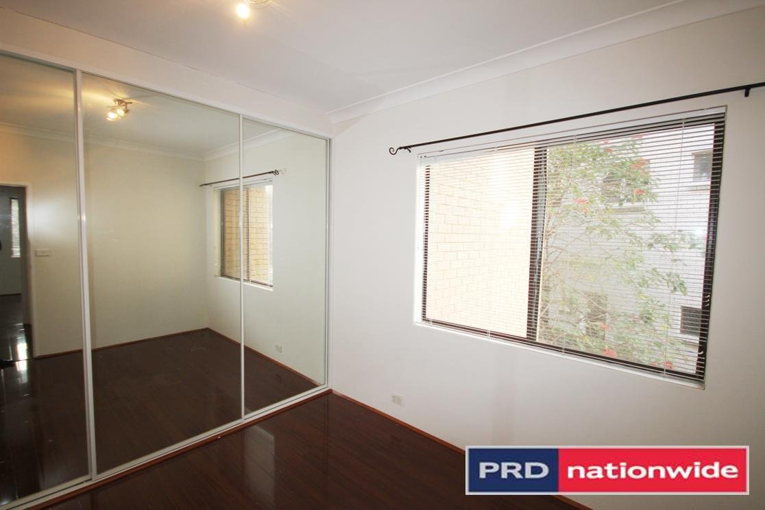 8/10-14 The Strand  ROCKDALE 3