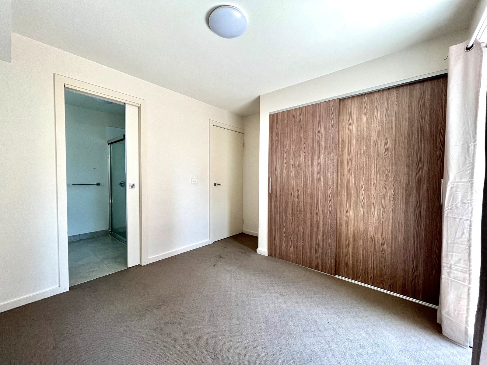Gallery: 8/10 Arnott Street