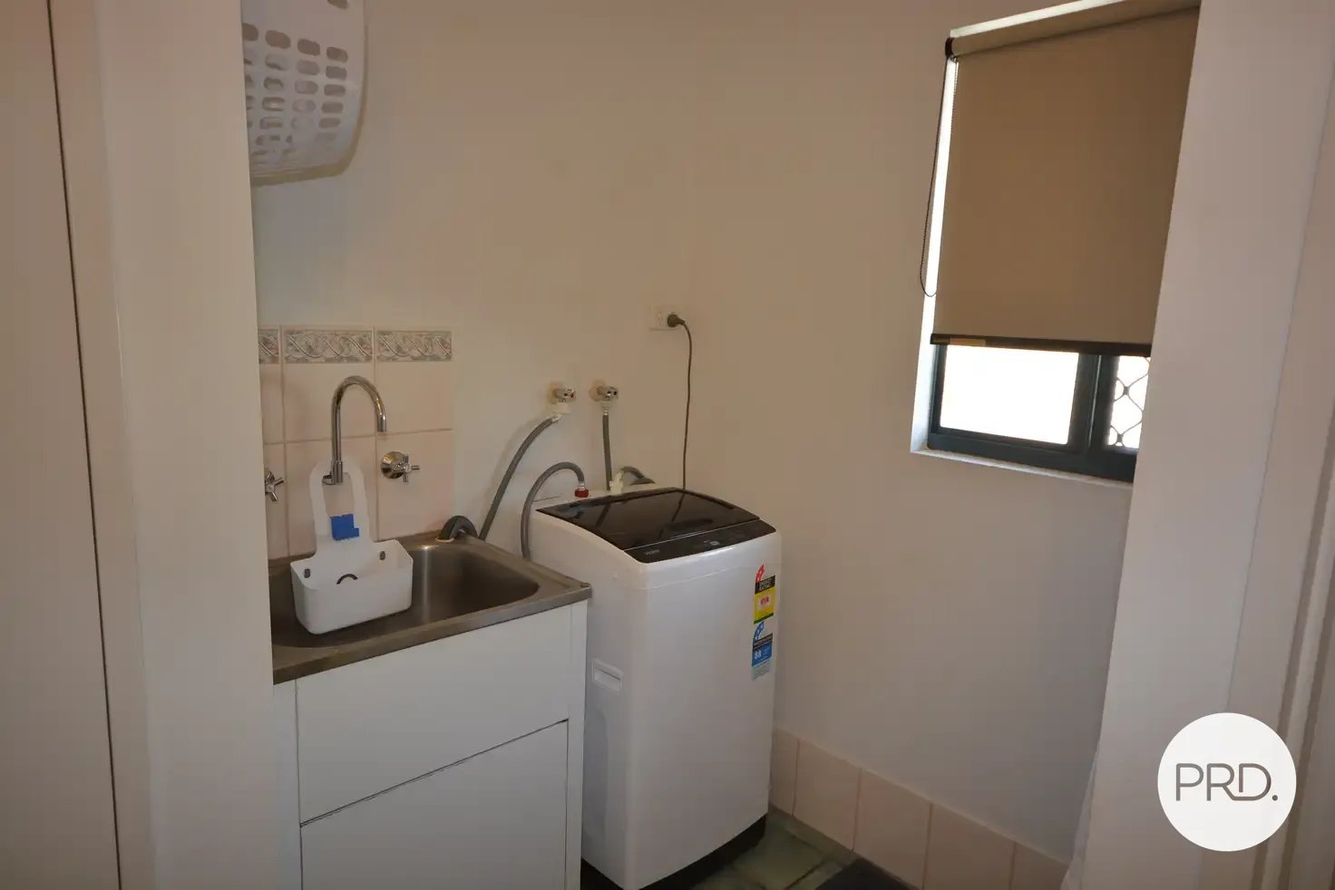 8/10 Bagot Street DJUGUN 5