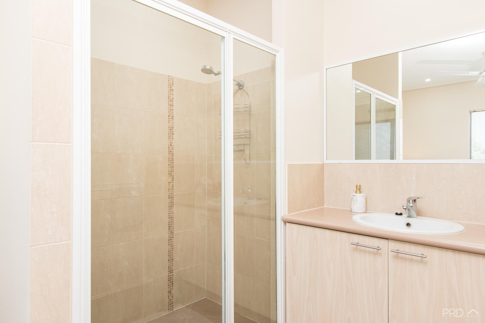 8/10 Frederick Street BROOME 16