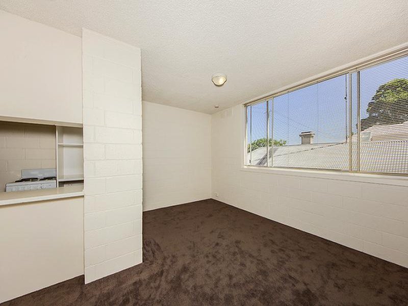 Gallery: 8/10 Mountain Street