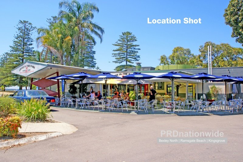 8/10 Oldham Crescent DOLLS POINT 11