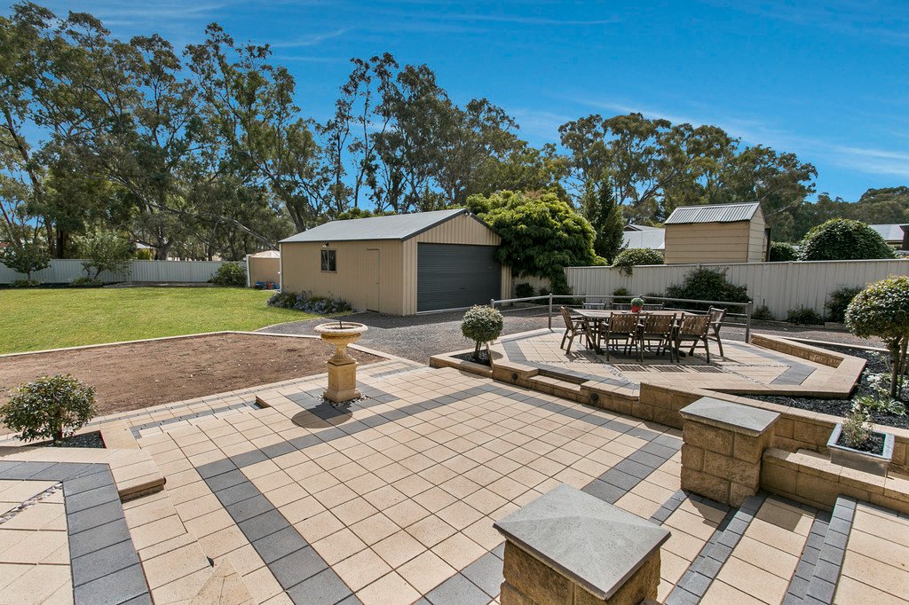 810 Strathfieldsaye Road STRATHFIELDSAYE 12