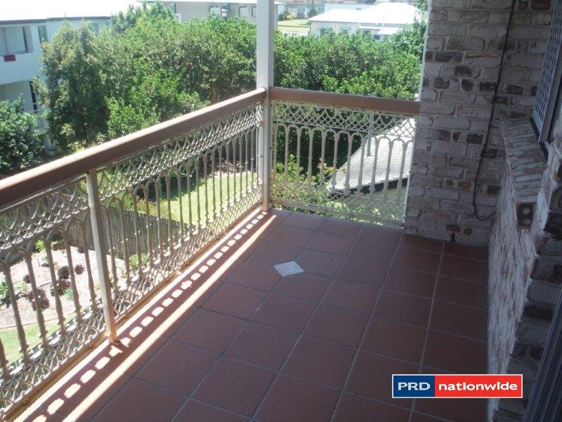 8/10 Surrey Street NUNDAH 6