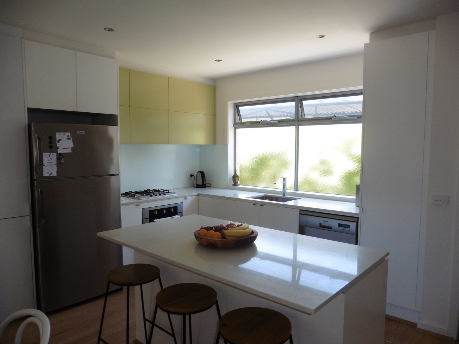Gallery: 8/10 Warrigal Road
