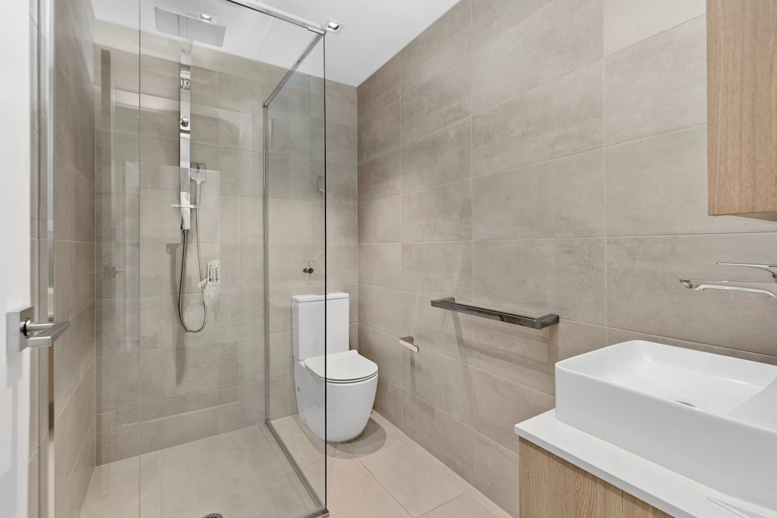 Real Estate and Property in 8/100 The Parade , Ocean Grove, VIC