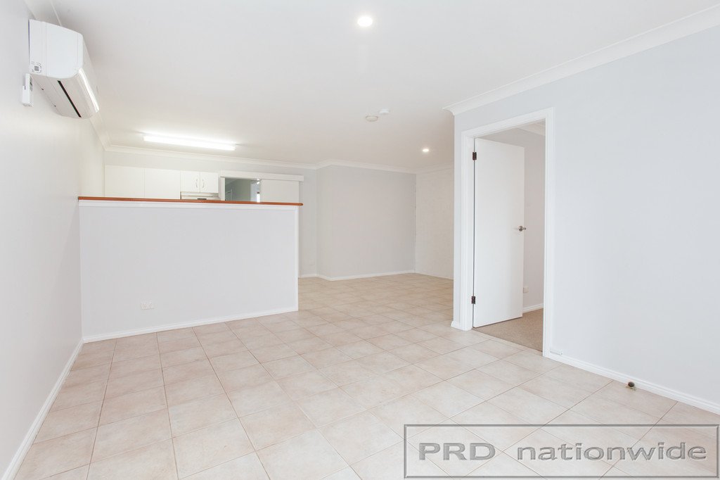 8/102 Mitchell Avenue KURRI KURRI 2