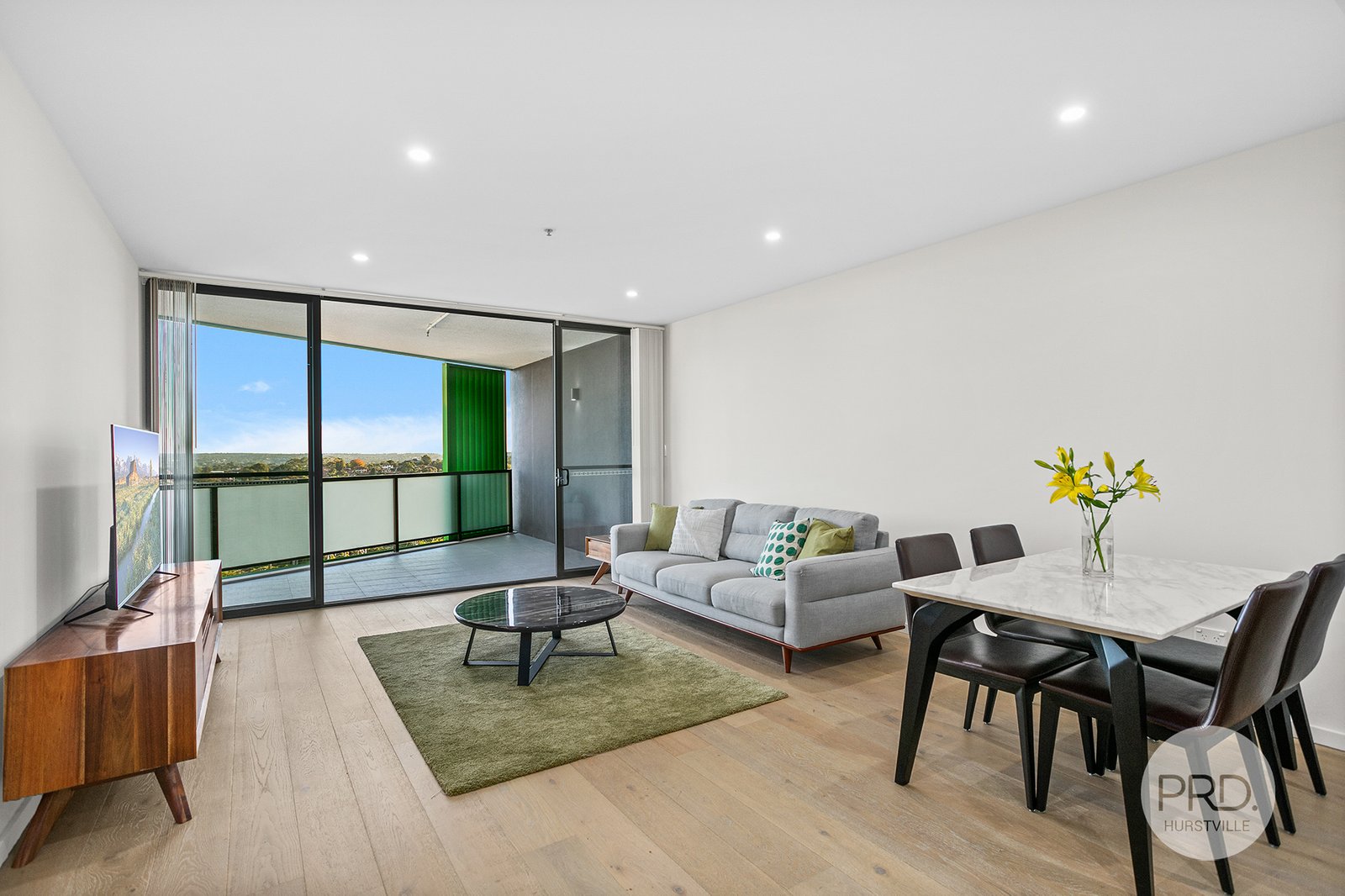 810/380 Forest Road HURSTVILLE 2