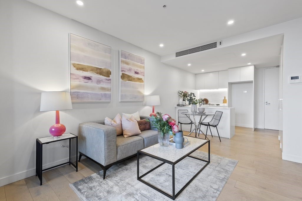 Gallery: 810/803 Dandenong Road