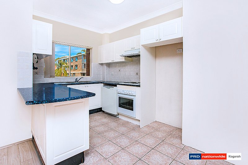 8/11-17 Bembridge Street CARLTON 3