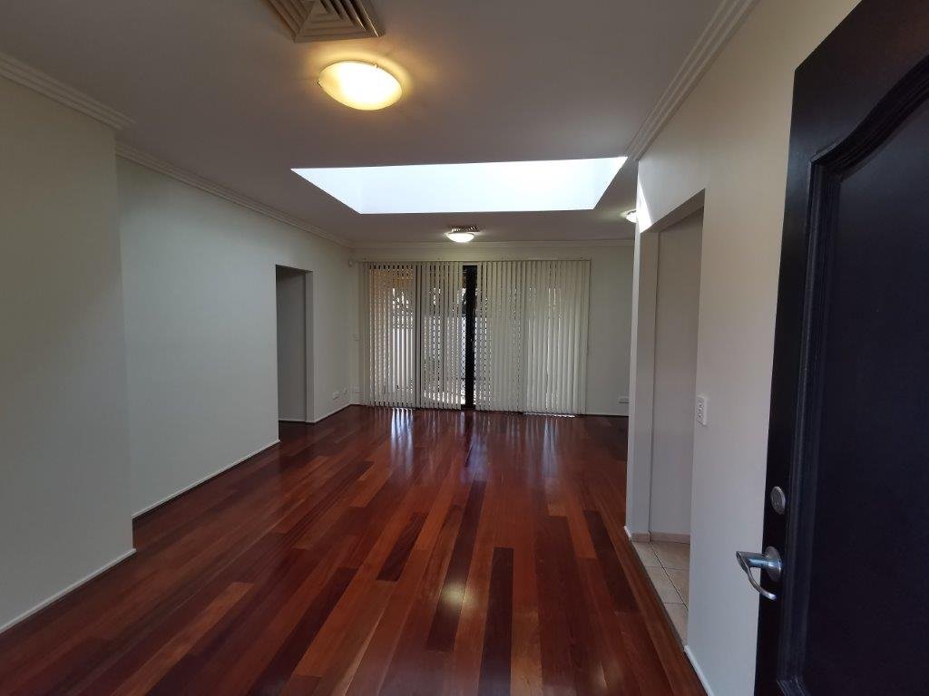 8/11 Berith Street KINGSGROVE 3