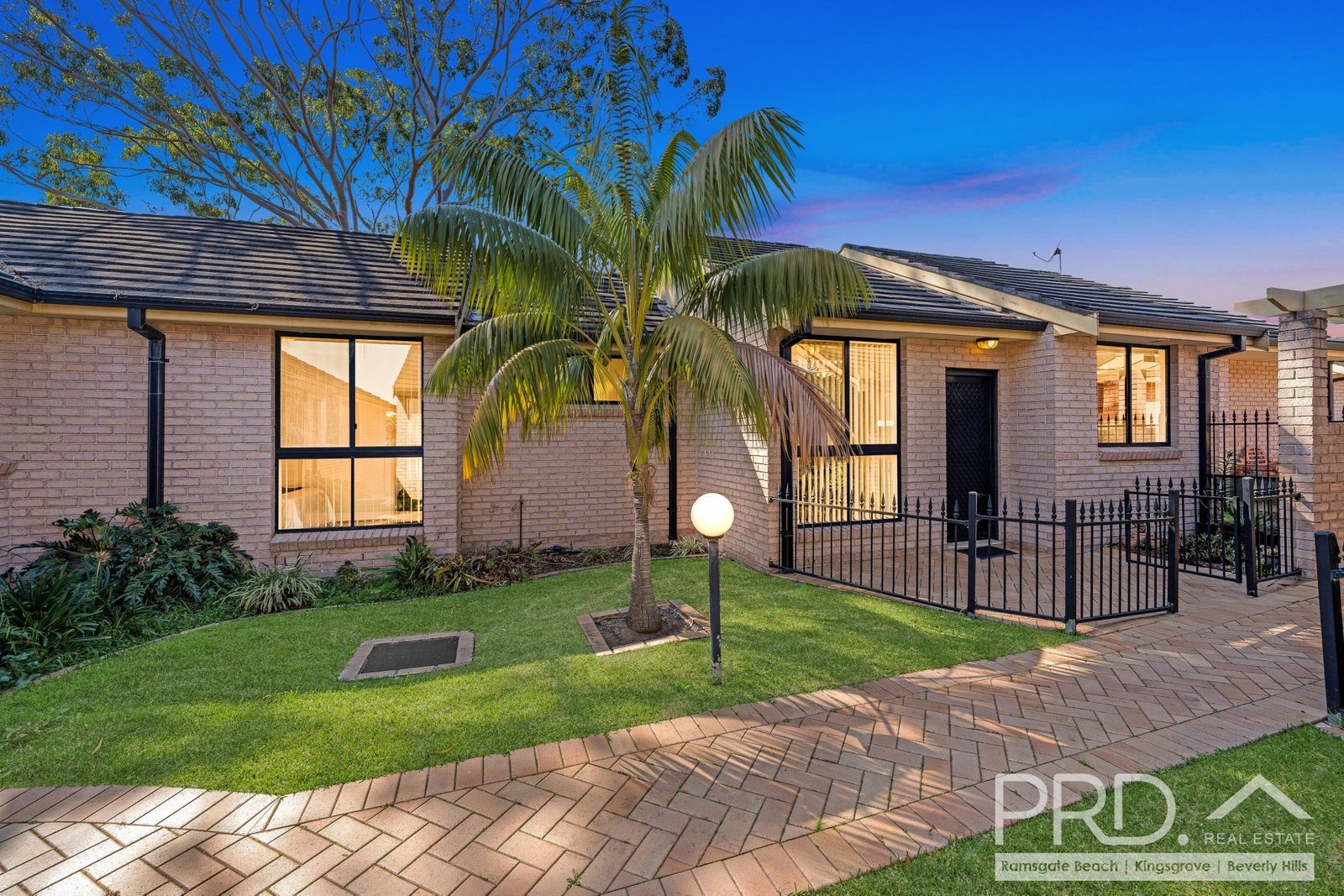 8/11 Berith Street KINGSGROVE 1