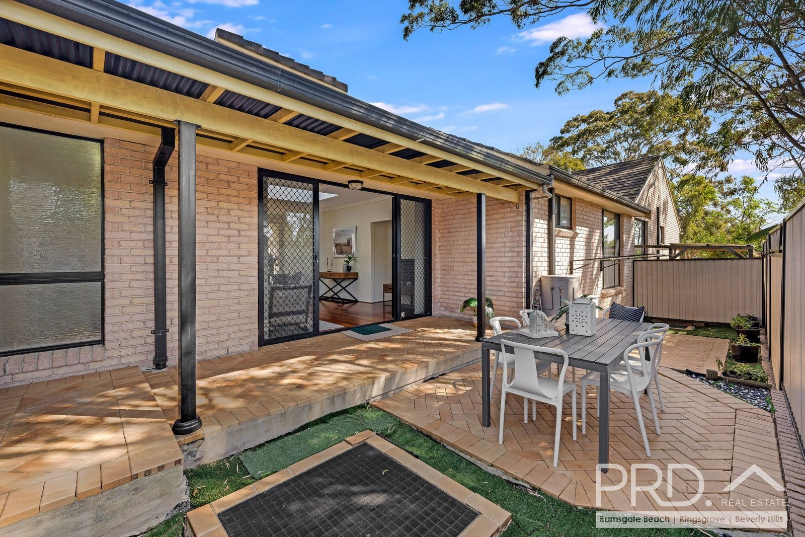 8/11 Berith Street KINGSGROVE 8