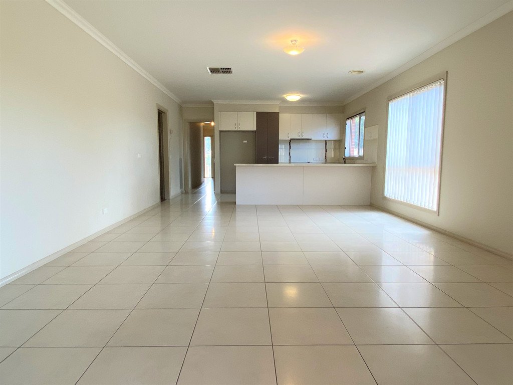 811 Centaur Road HAMILTON VALLEY 2