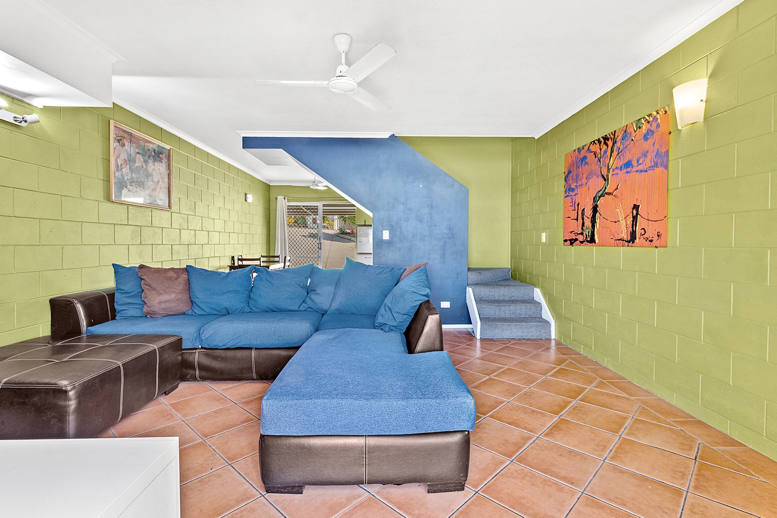 8/11 Island Drive CANNONVALE 6