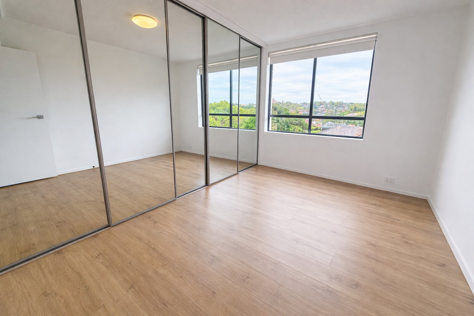 8/110 Coogee Bay Road COOGEE 4