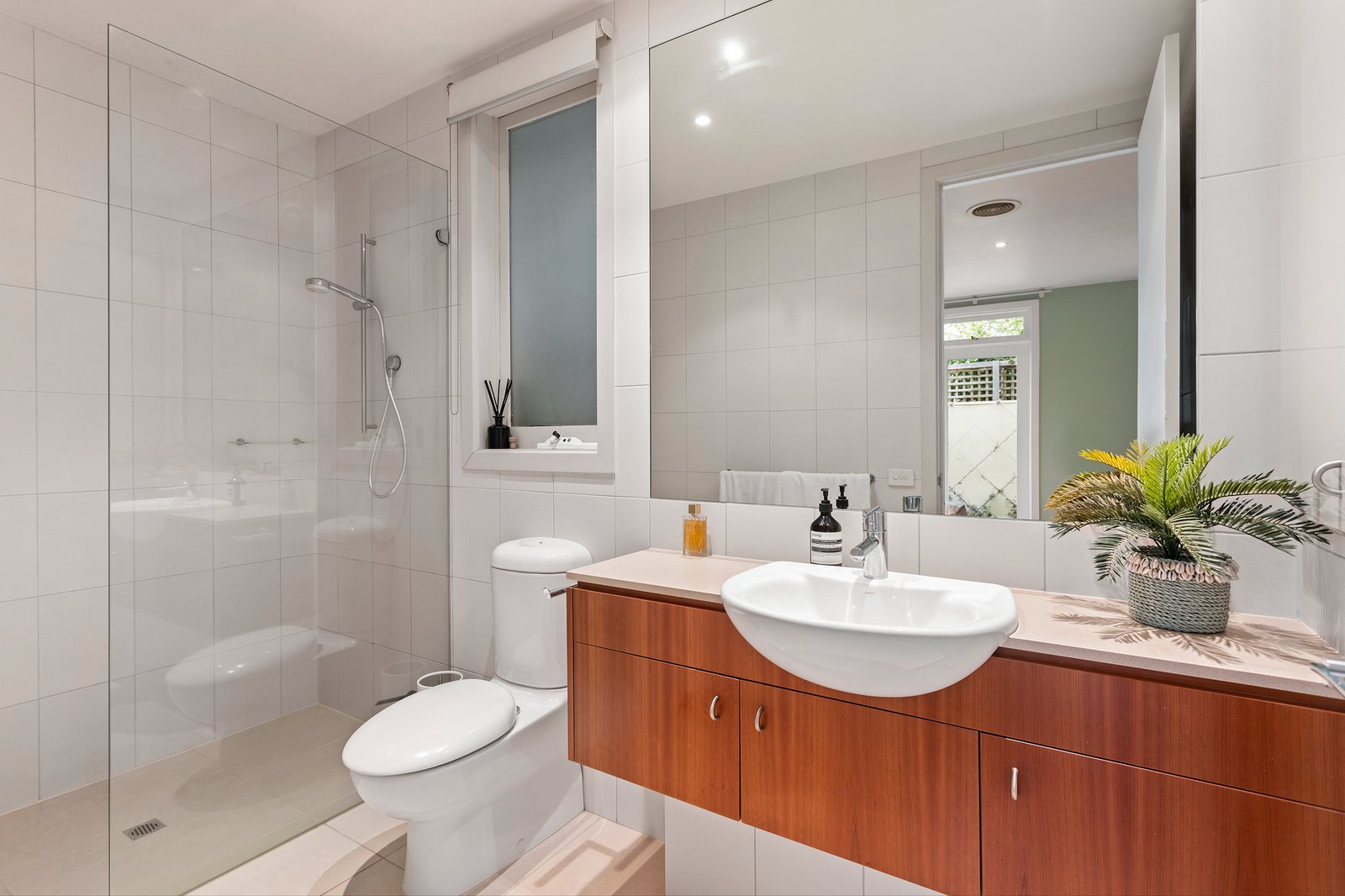 Real Estate and Property in 8/110 Martin Street, Brighton, VIC