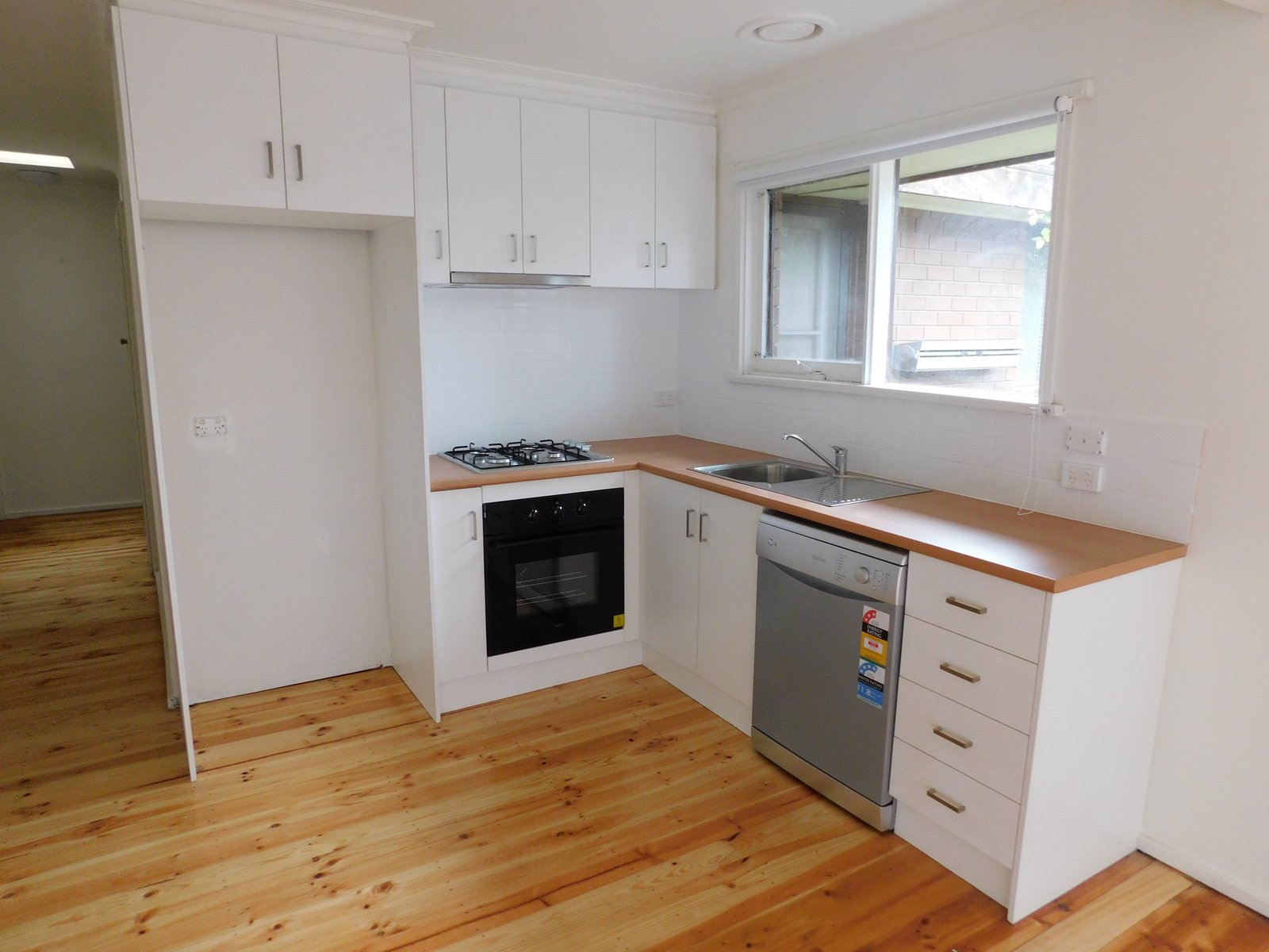 Gallery: 8/1106 Howitt Street