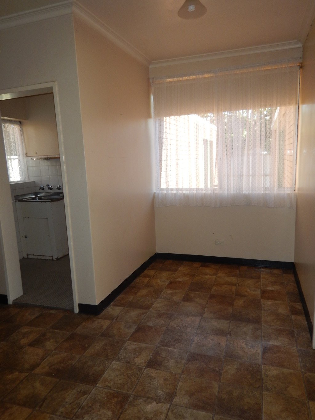 8/1110 Howitt Street WENDOUREE 3