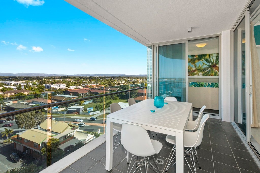 811/19 Imperial Parade LABRADOR 4