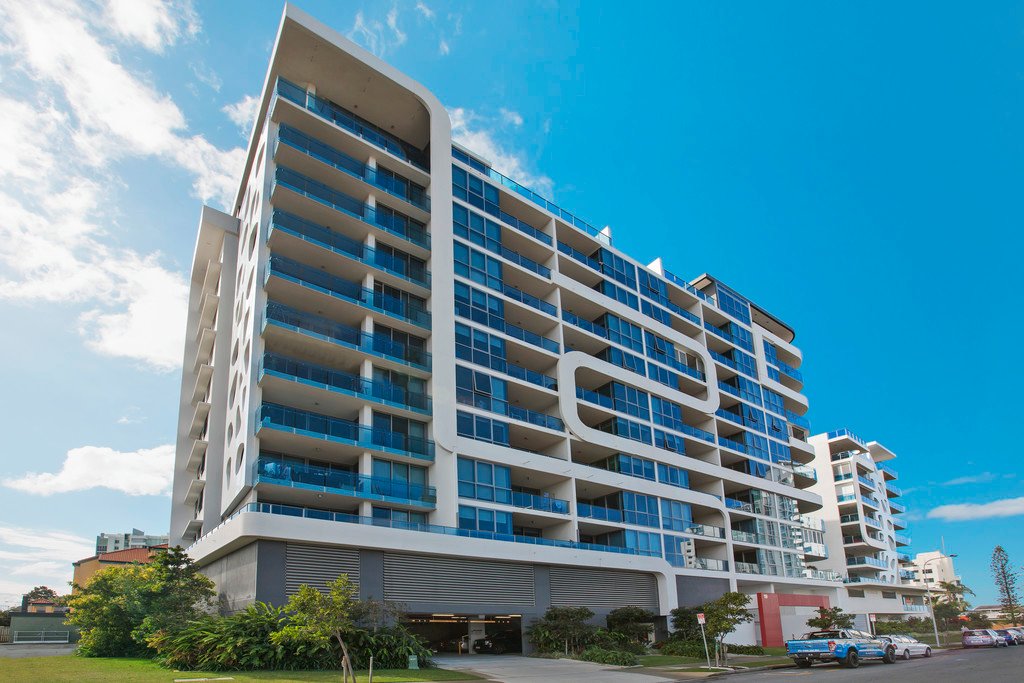 811/19 Imperial Parade LABRADOR 21