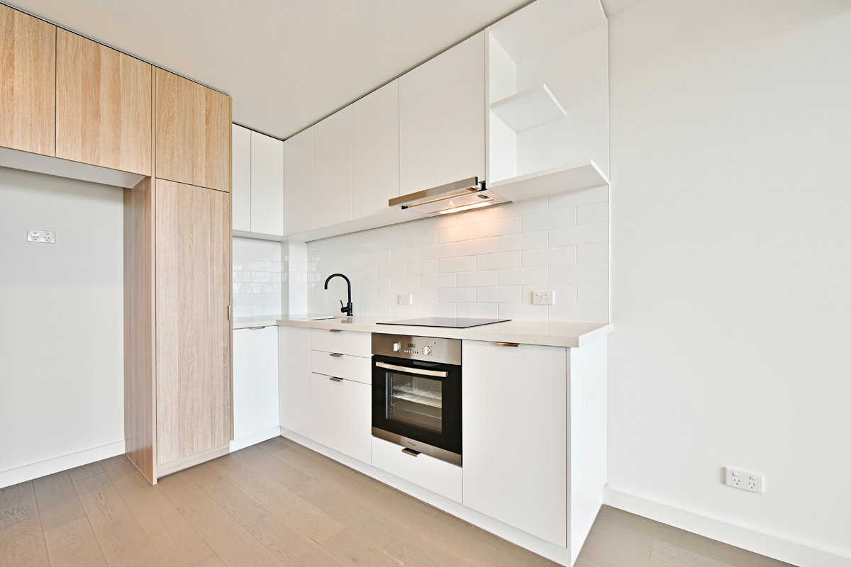Gallery: 811/2-6 Railway Road