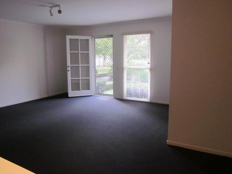 Gallery: 8/114 Dodds Street