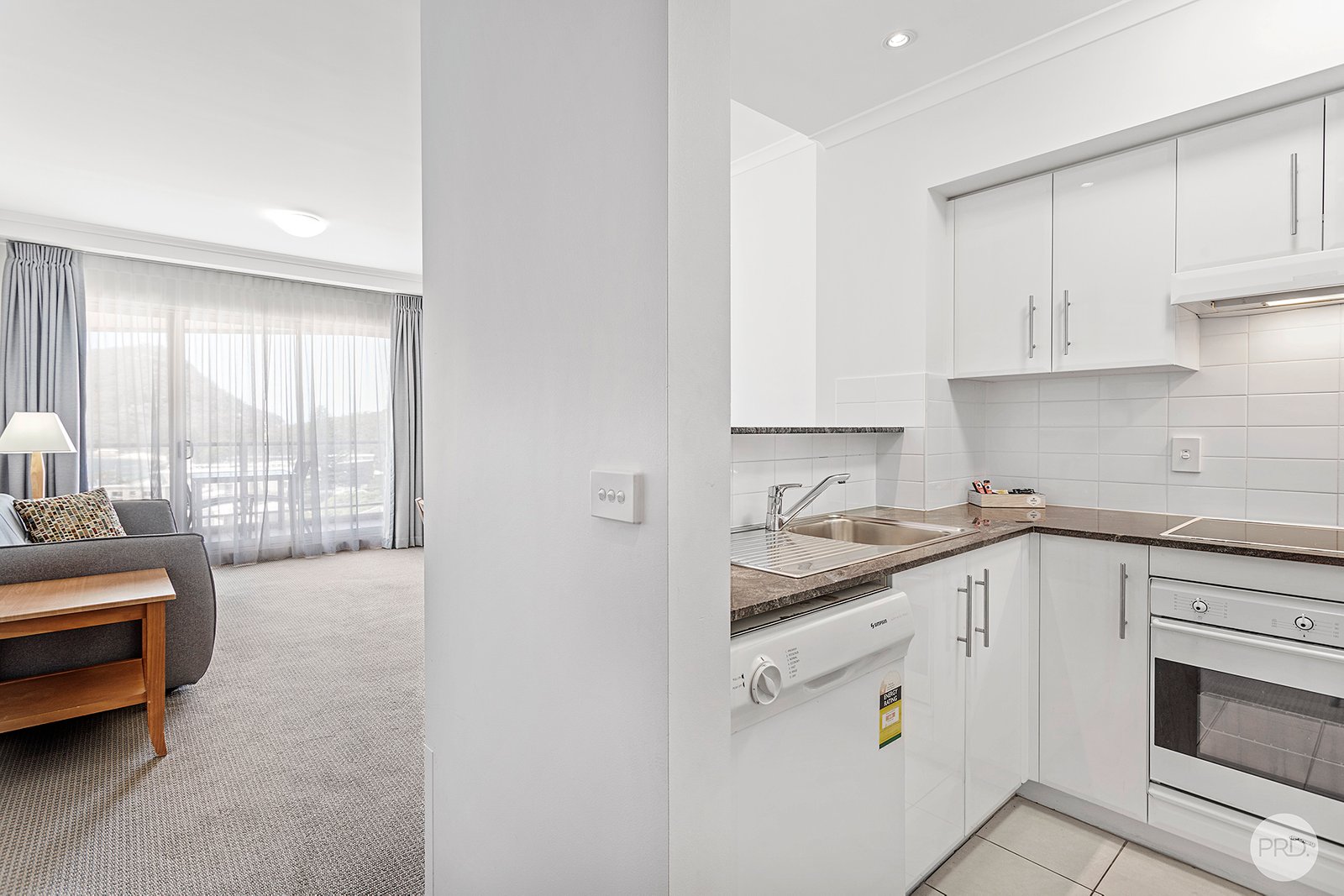 811/43 Shoal Bay Road SHOAL BAY 6