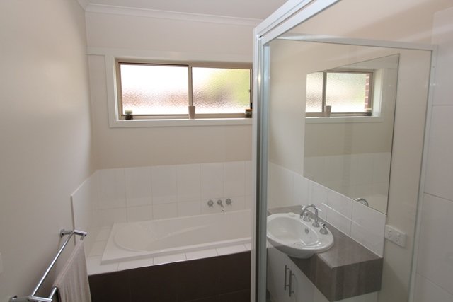 8/115A Mansfield Avenue MOUNT CLEAR 5