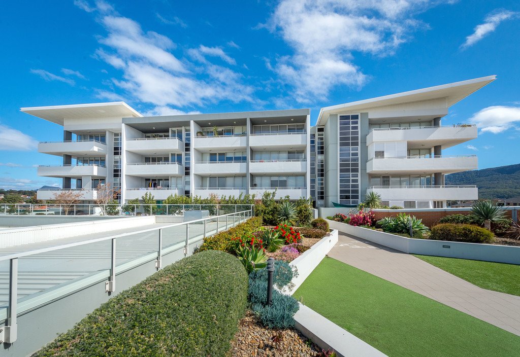 8/118-126 Princes Highway FAIRY MEADOW 1