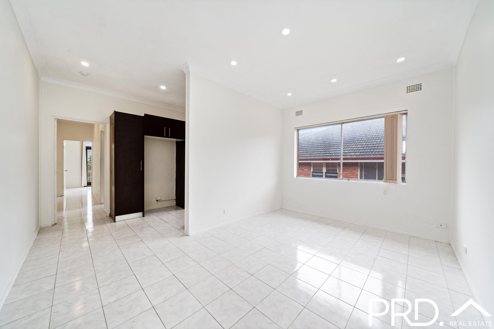 8/12 Colin Street LAKEMBA 1