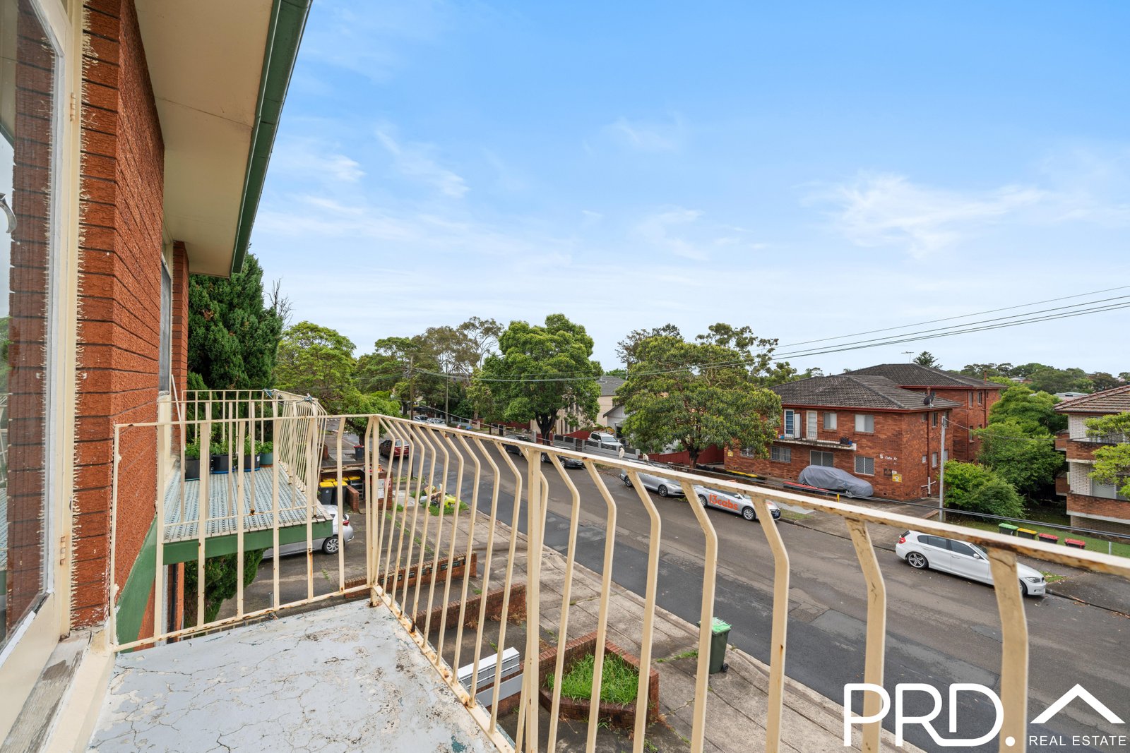 8/12 Colin Street LAKEMBA 4