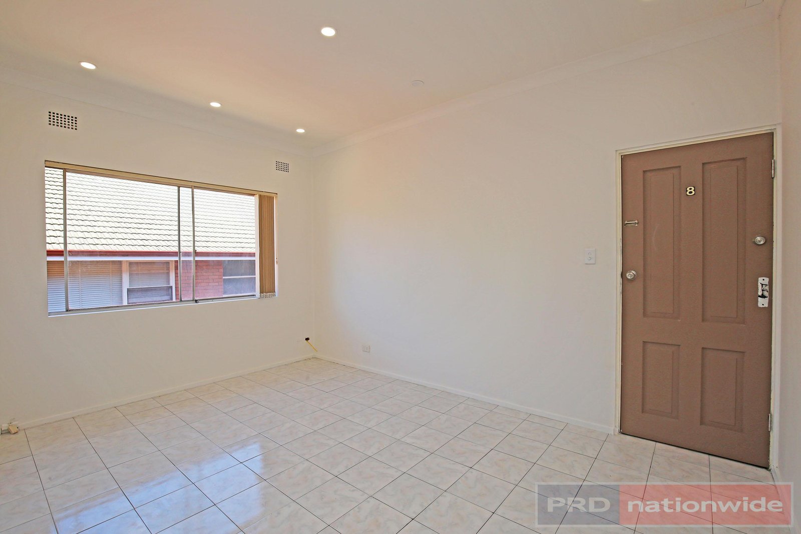 8/12 Colin Street LAKEMBA 2