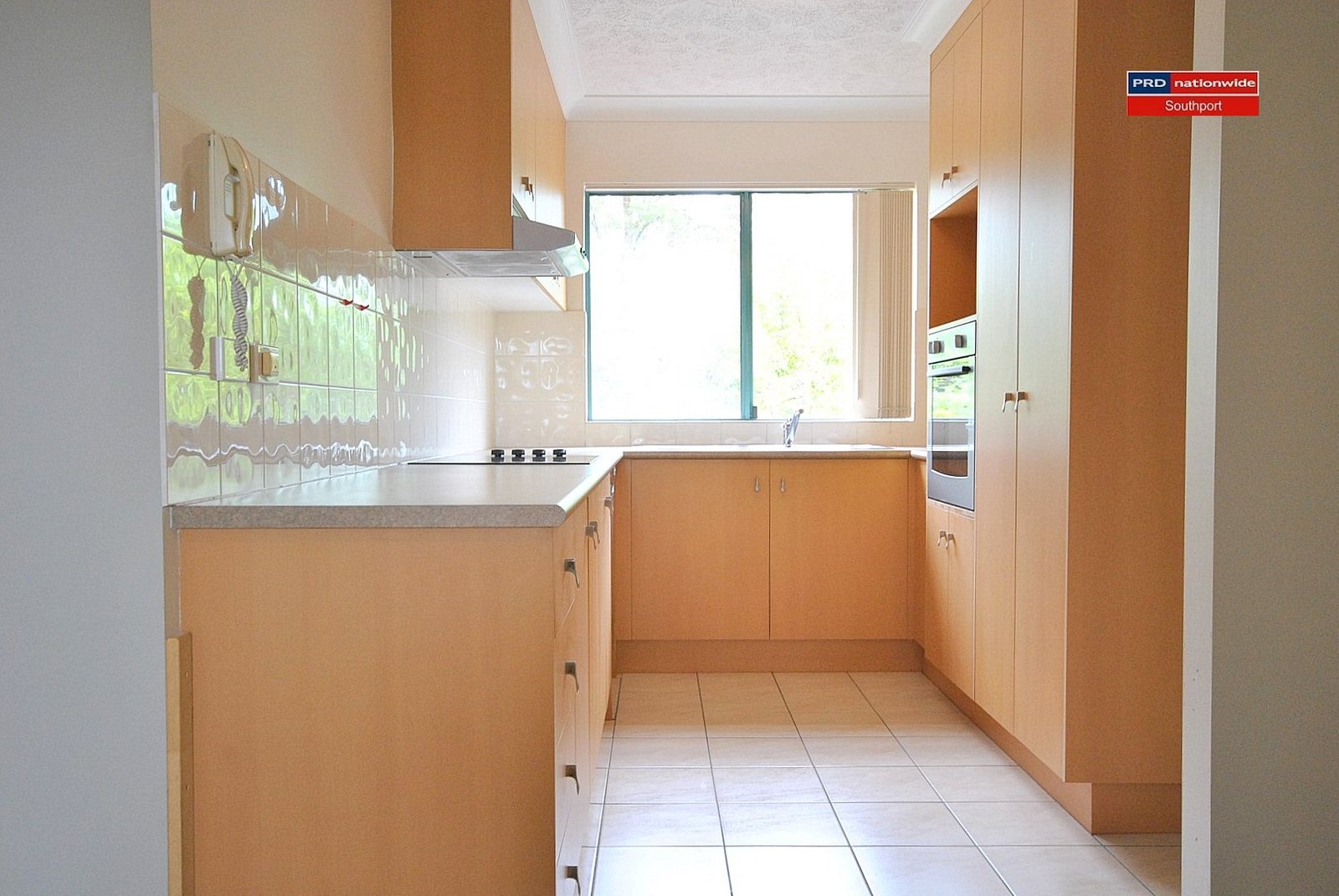 8/12 Gillian Lane SOUTHPORT 4