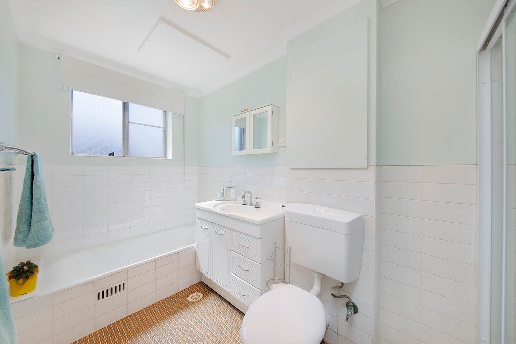 8/12 Grace Campbell Crescent HILLSDALE 5