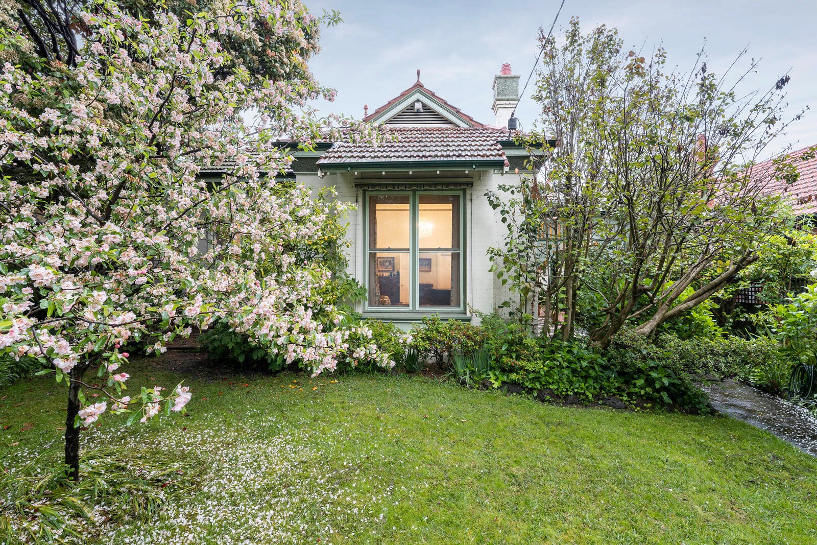 Real Estate and Property in 812 Malvern Road, Armadale, VIC