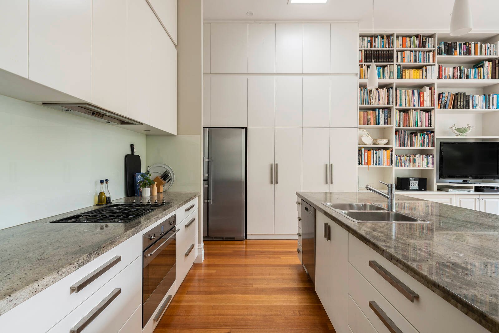 Real Estate and Property in 812 Malvern Road, Armadale, VIC