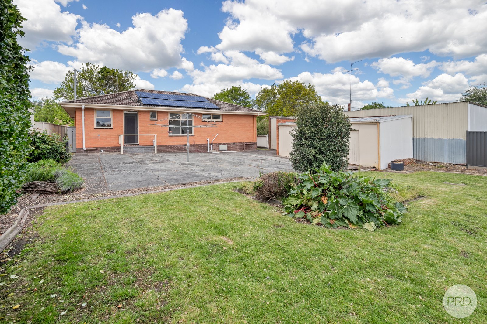 812 Talbot Street South REDAN 14