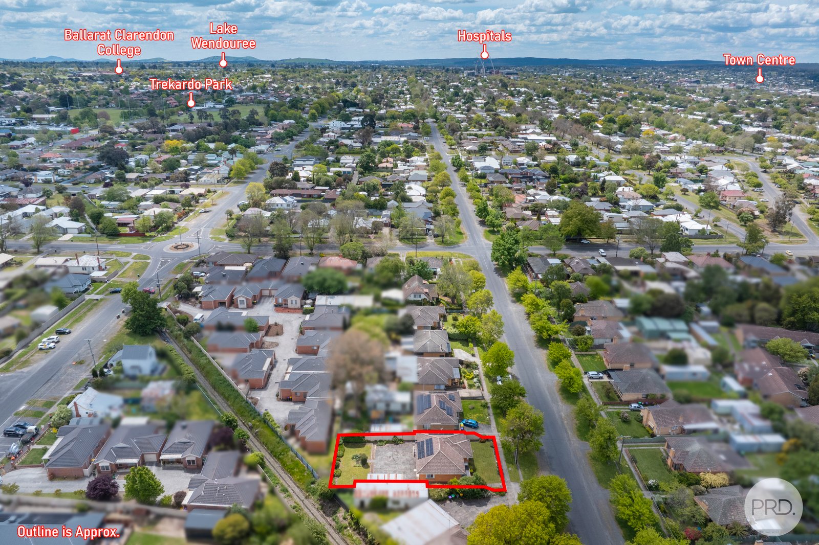 812 Talbot Street South REDAN 17