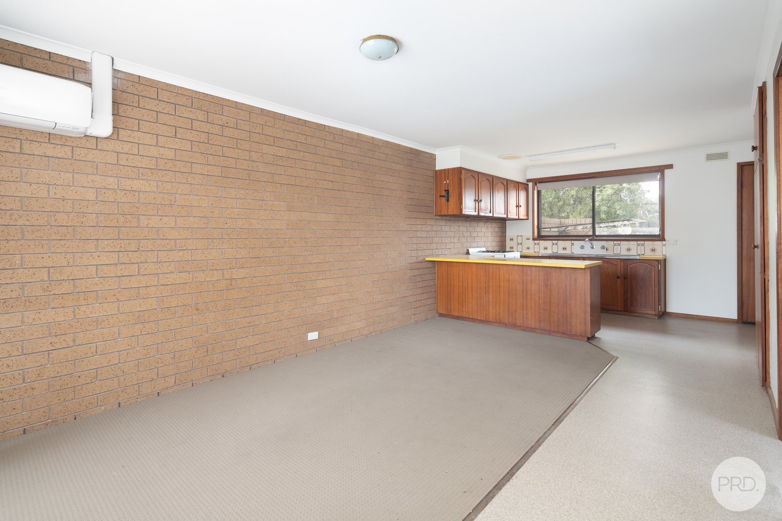 8/1203 Warrenheip Street BUNINYONG 4