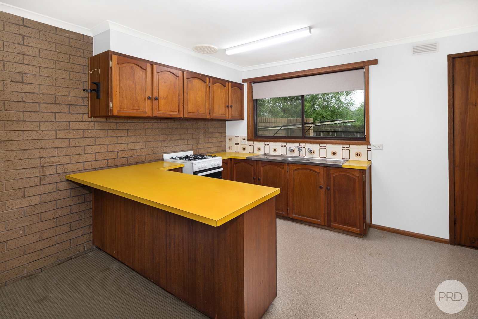 8/1203 Warrenheip Street BUNINYONG 4