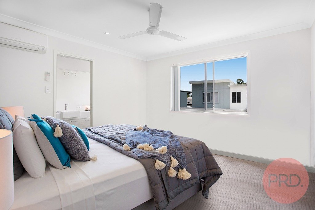 8/126 Central Street LABRADOR 4